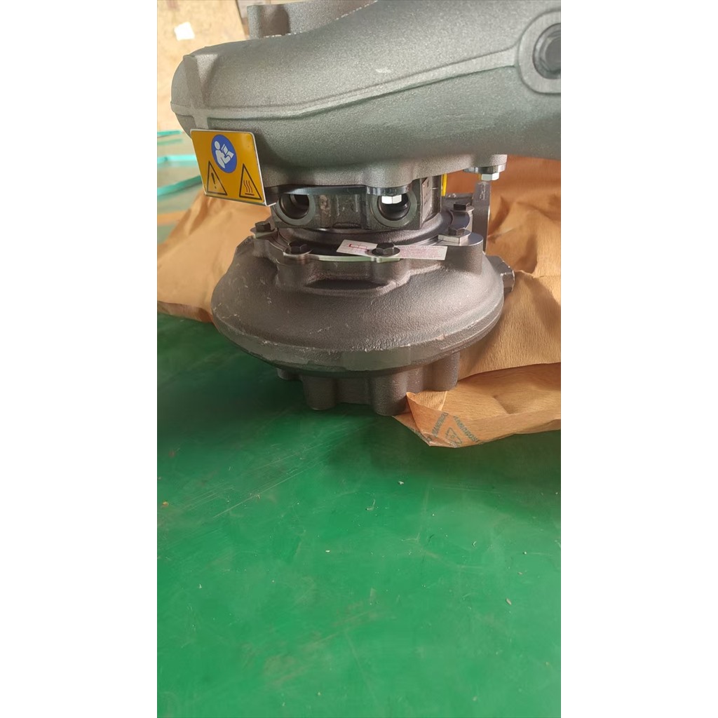 113-4779 Basic Turbo Group - turbocharger side resting on packing paper