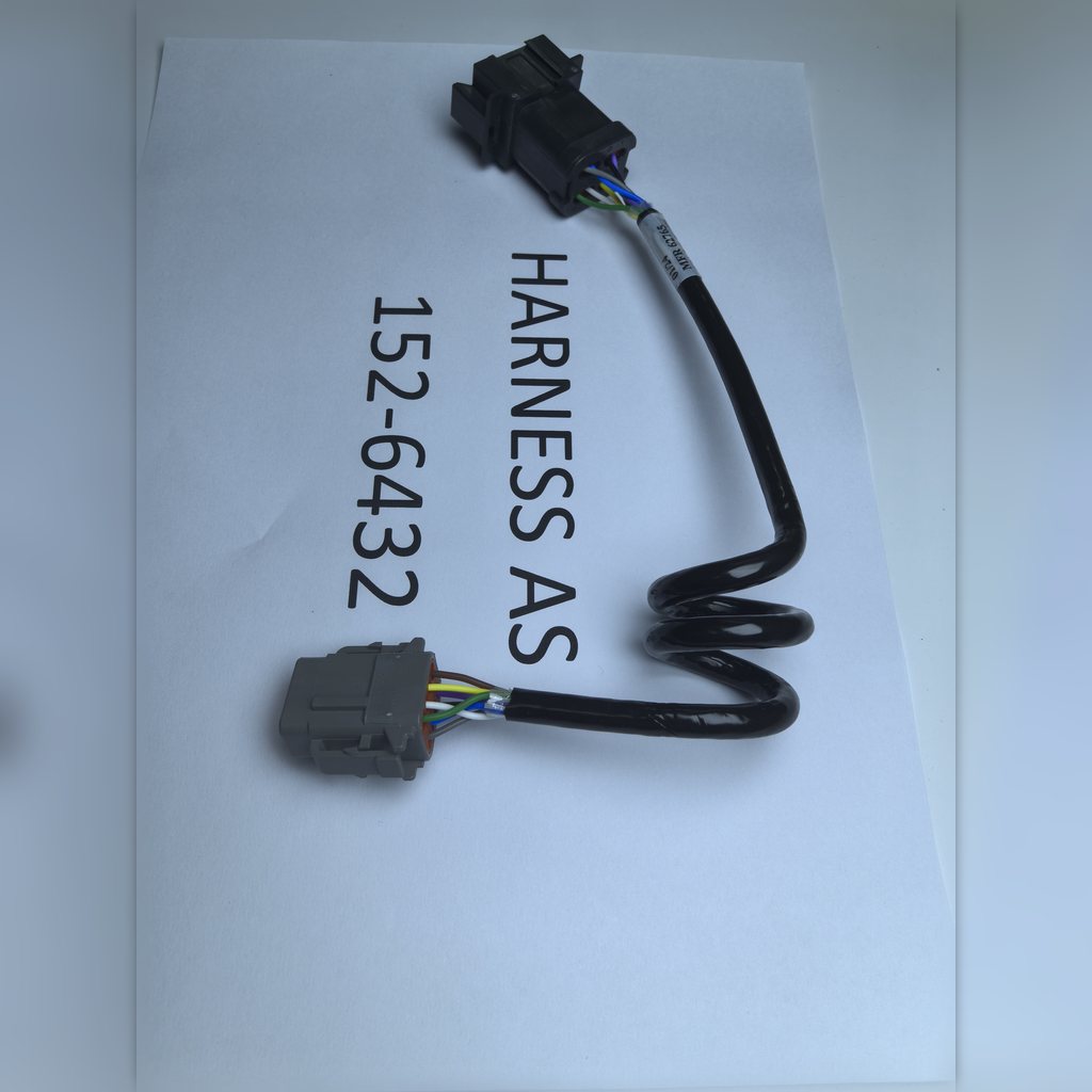 1526432 Harness - curved harness and connectors viewed from above