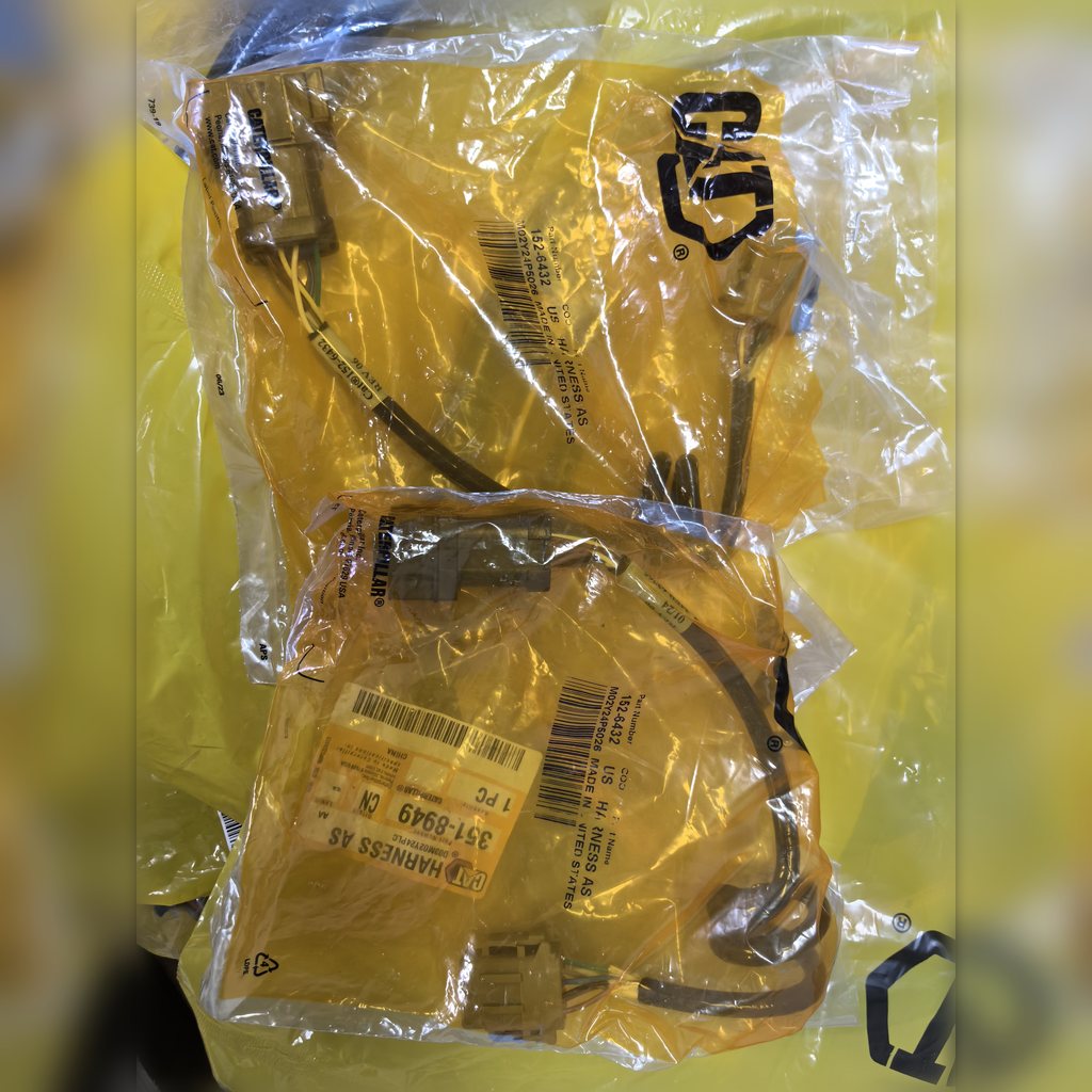 1526432 Harness - small harness in yellow protective packaging