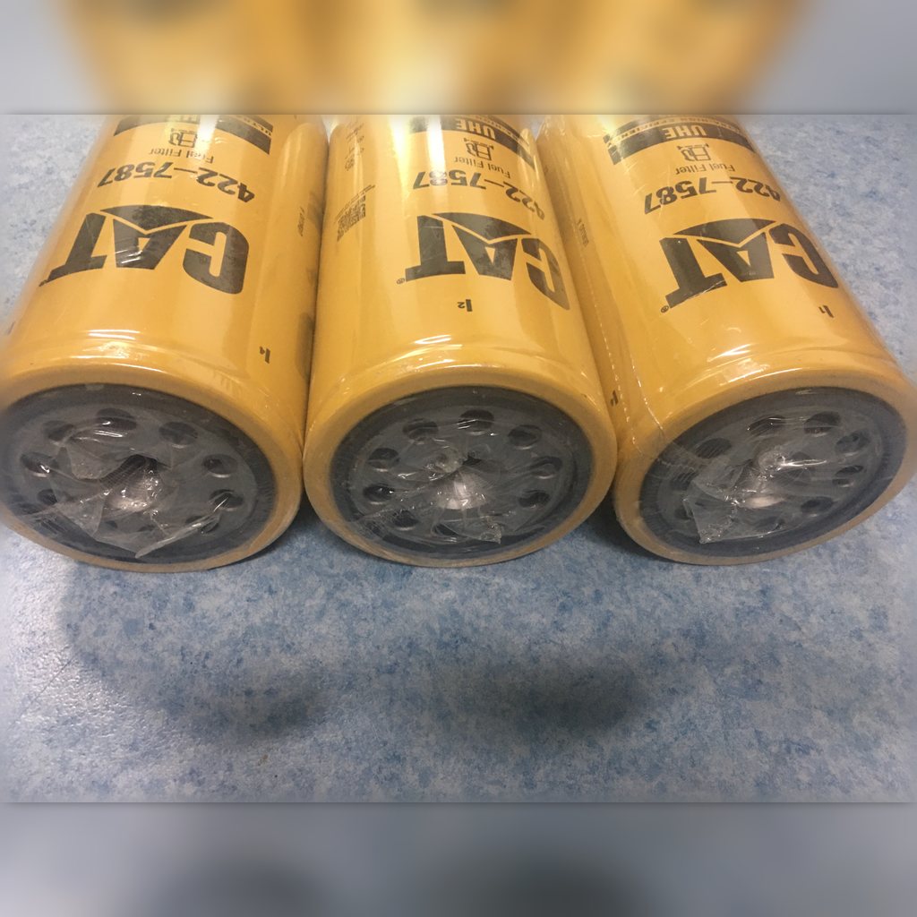 4227587 Fuel Filter - three filters showing their mounting ends