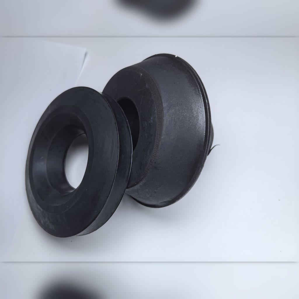 6Y-9960 Mount assembly - angled view of the mount and circular opening